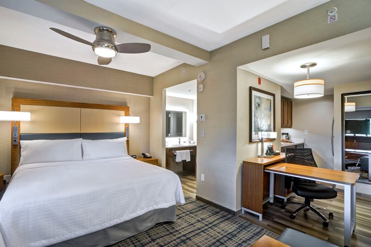 Homewood Suites by Hilton Boston Brookline-Longwood Medical, Aparthotel in Brookline