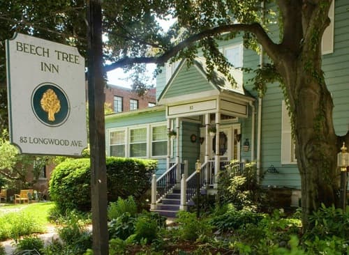 The Beech Tree Inn, Bed & Breakfast in Coolidge Corner