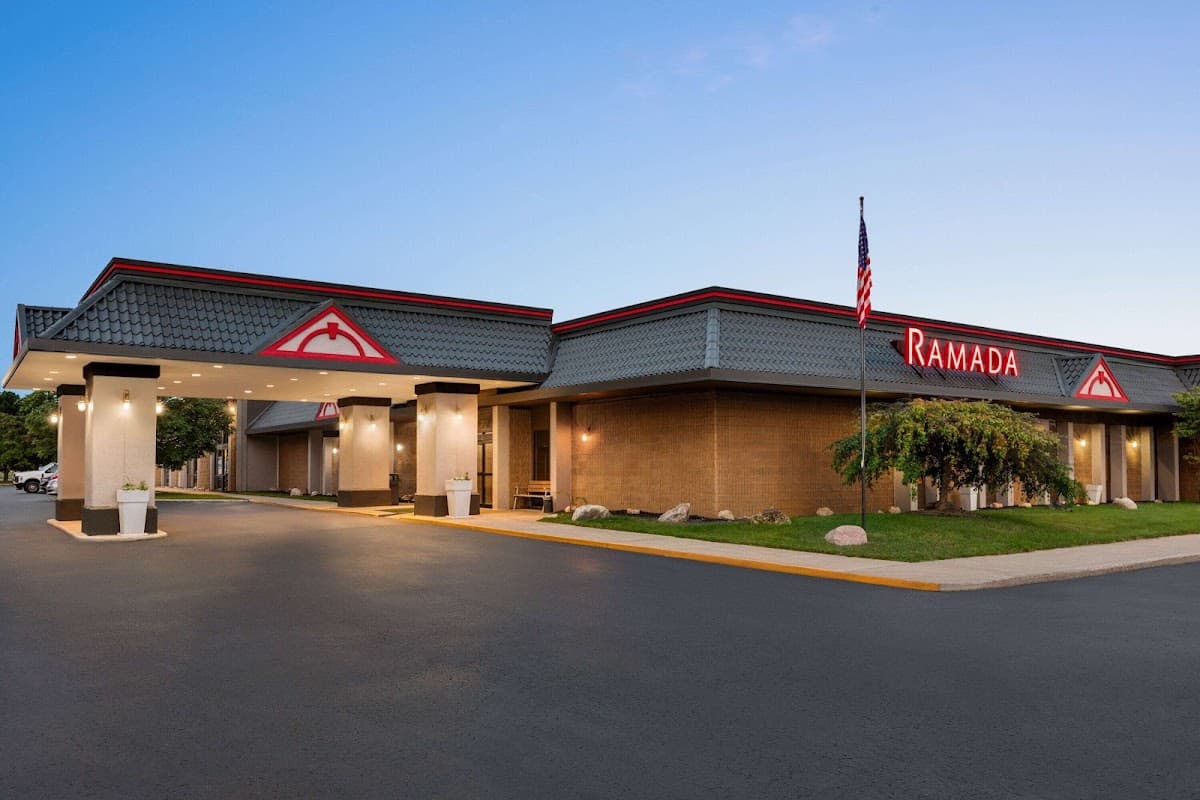 Ramada by Wyndham Alpena Hotel & Conference Center, Hotel in Alpena