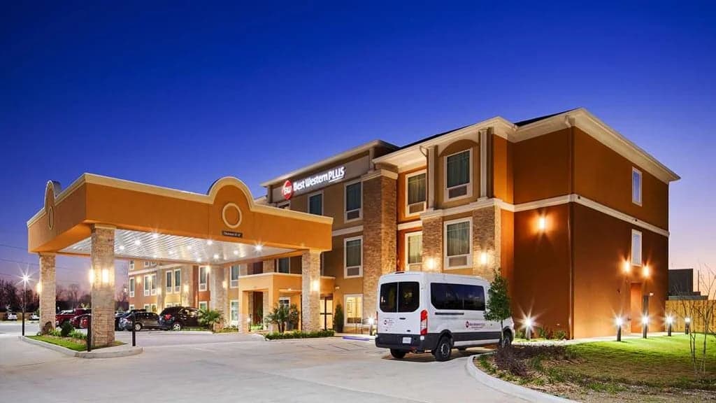 Best Western Plus New Orleans Airport Hotel, Hotel in Ama