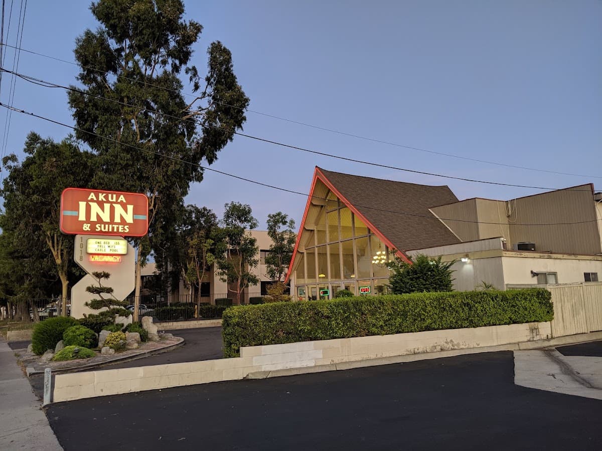 Akua Motor Inn, Hotel in Fullerton