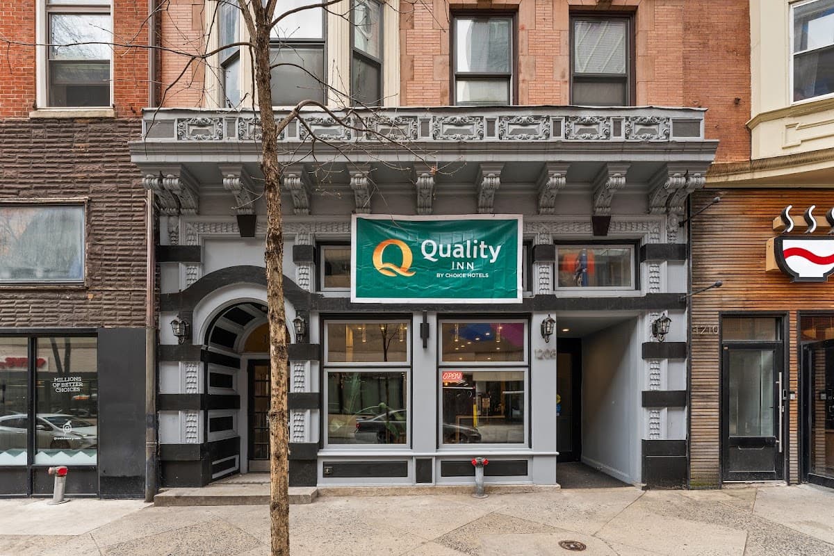 Quality Inn - Center City, Hotel in Washington Square