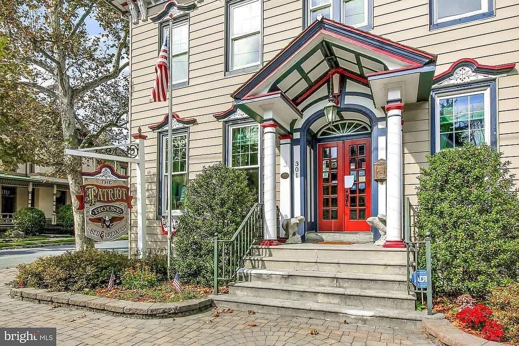 The Patriot House Bed & Breakfast, Bed & Breakfast in Annville
