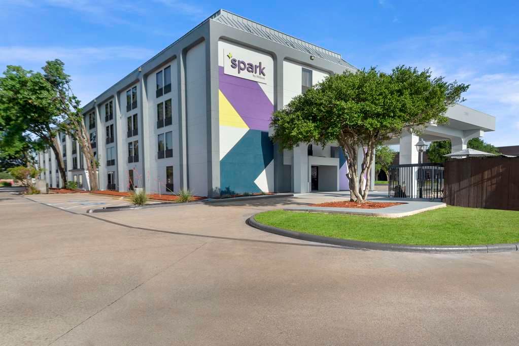 Spark by Hilton Grand Prairie, Hotel in Euless