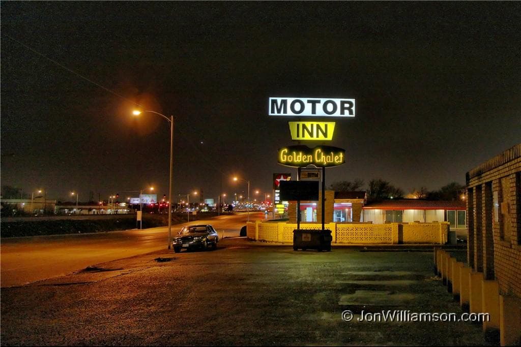 Golden Chalet Motor Inn, Hotel in Grand Prairie