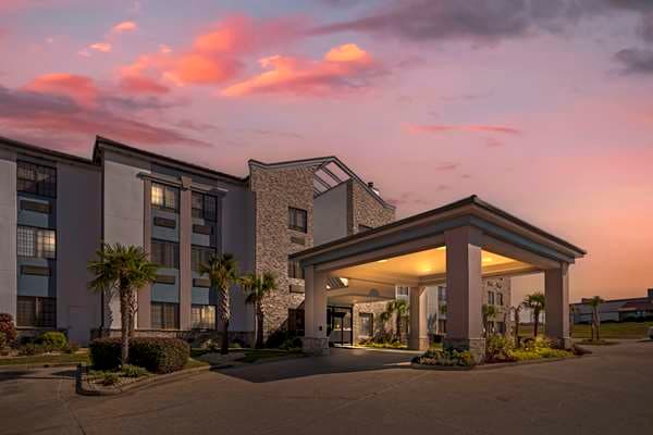 Comfort Suites Hattiesburg near University, Hotel in Arnold Line