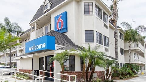 Motel 6 Buena Park, CA - Knotts Berry Farm - Disneyland, Hotel in La Palma