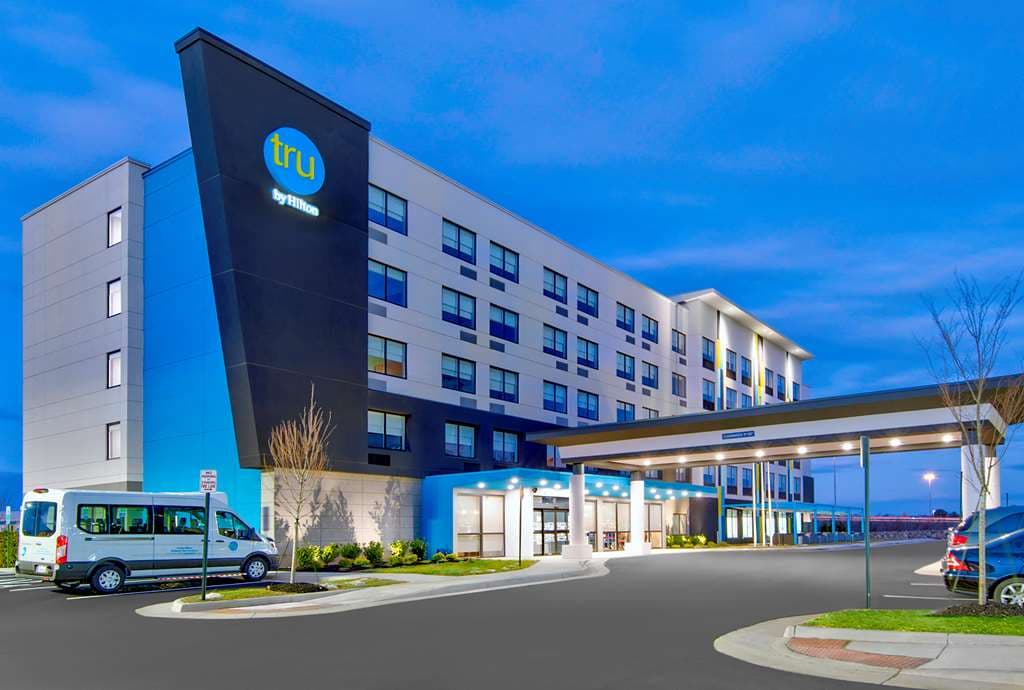 Tru by Hilton Ashburn One Loudoun, Hotel in University Center