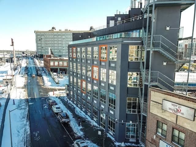 Feather Factory Hotel Queens NY, Hotel in Sunnyside
