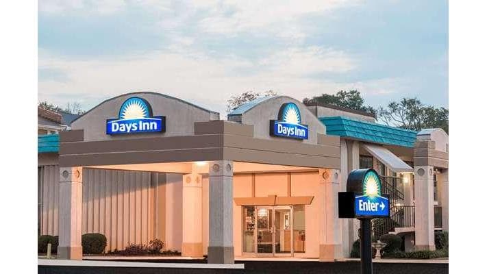 Days Inn by Wyndham Athens, Hotel in Athens