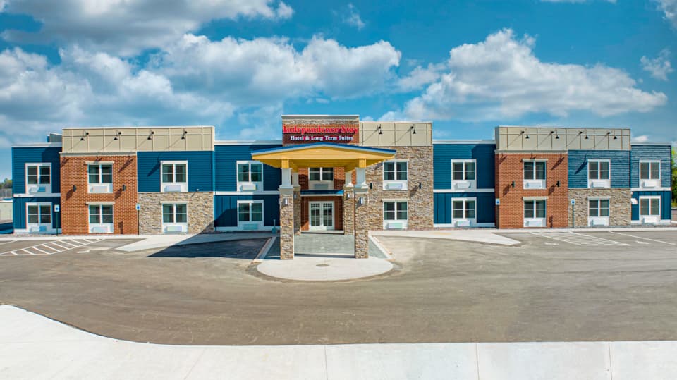 Independence Stay Hotel & Long Term Suites, Hotel in Houghton