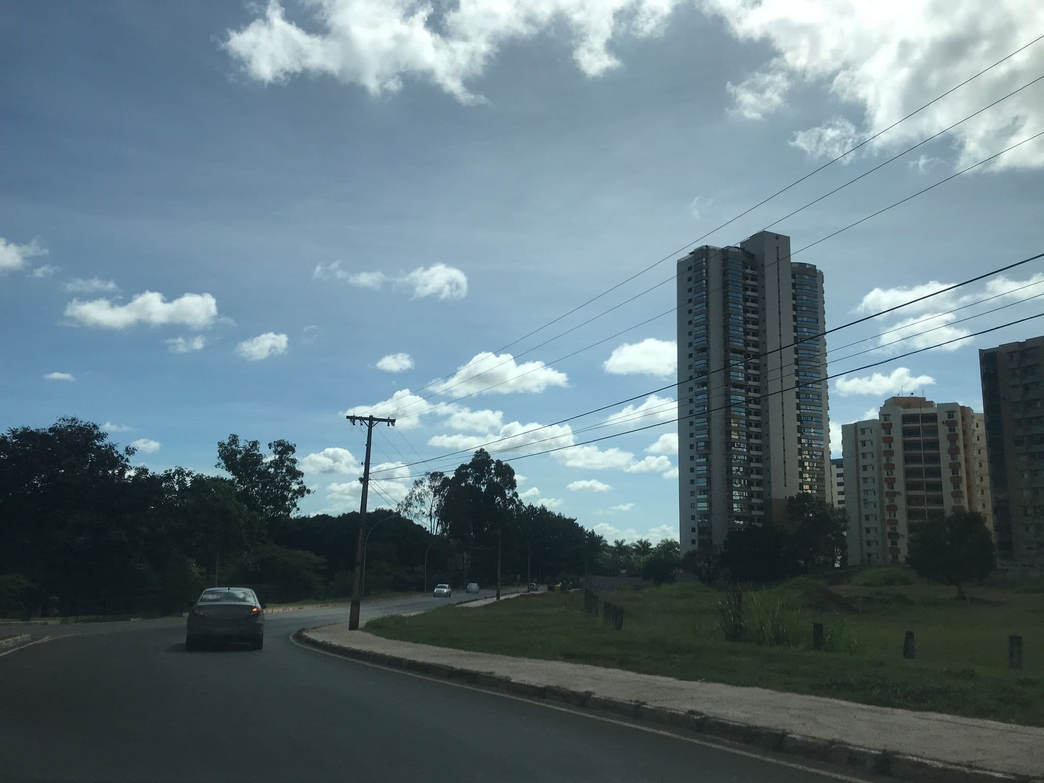 Street view near TERRENO, Águas Claras — © wesleygmartins (CC BY-SA · Mapillary)