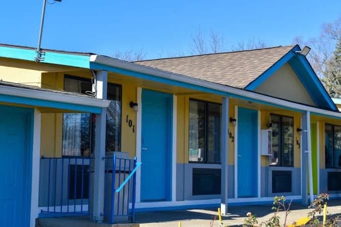 Rodeway Inn Auburn Hills - Detroit - Double Room With Two Double Beds - Accessible/Non-Smoking, Hotel in Auburn Hills