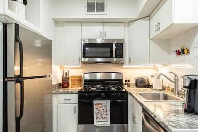 Downtown Austin Suite Retreat - One-Bedroom Apartment, Hotel in University of Texas