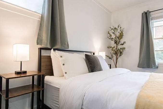 Downtown Austin Suite Retreat - One-Bedroom Apartment, Hotel in University of Texas