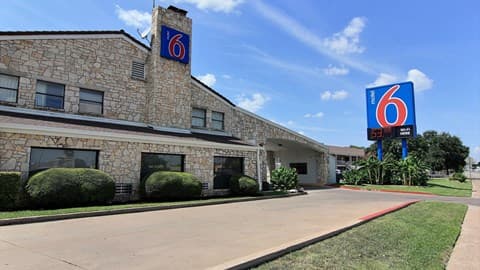 Motel 6 Austin, TX - Central Downtown UT, Hotel in University of Texas