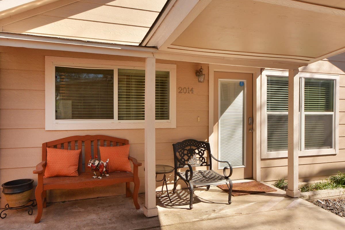 Brentwood Guest House, Guesthouse in University of Texas