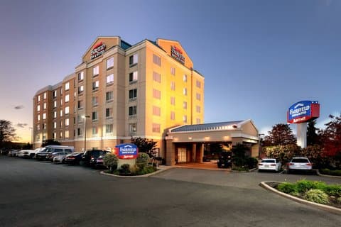 Fairfield by Marriott Inn & Suites Woodbridge, Hotel in Avenel