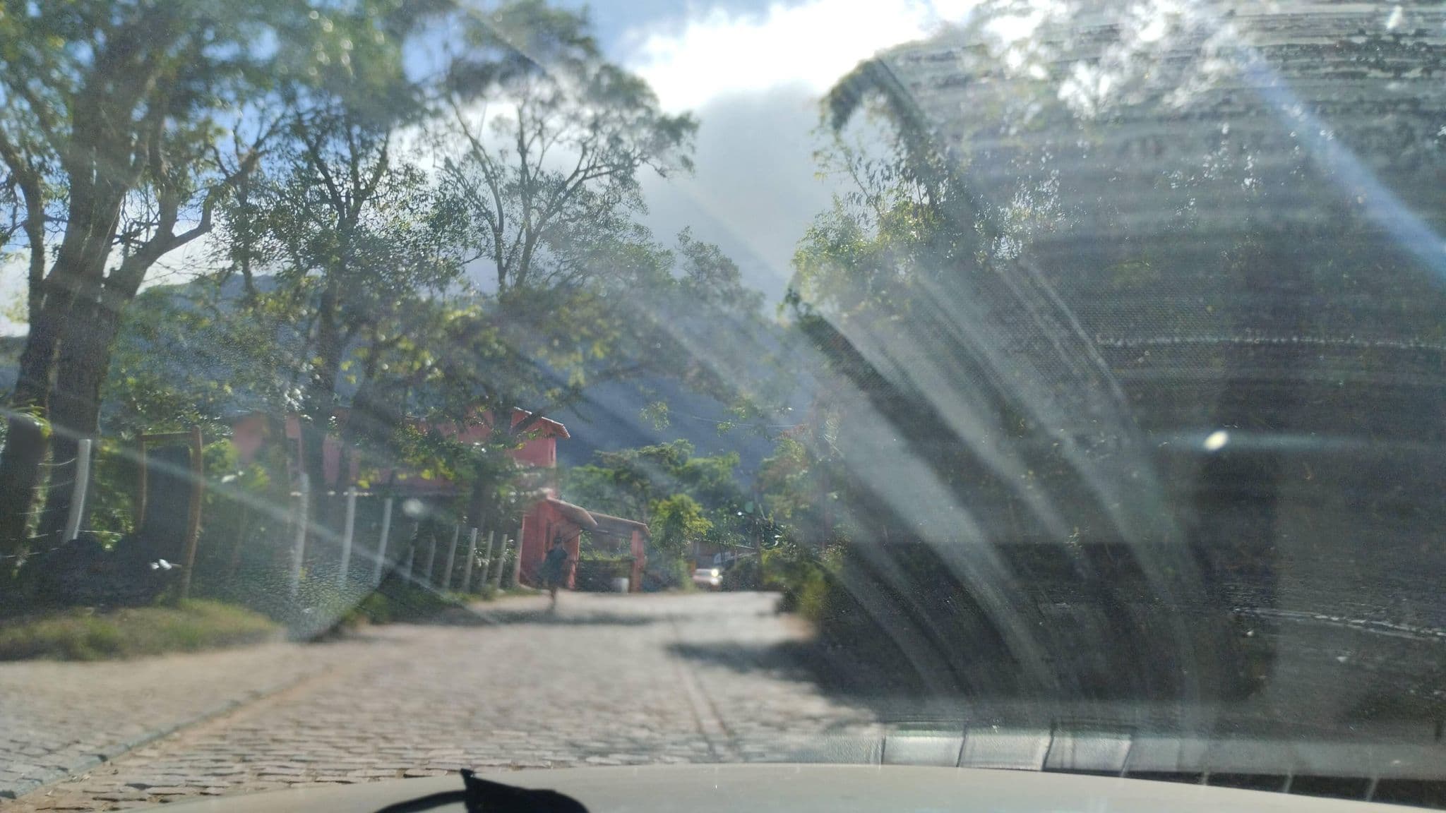 Street view near Villaflor Pousada, Palmeiras — © Kaart_Local (CC BY-SA · Mapillary)