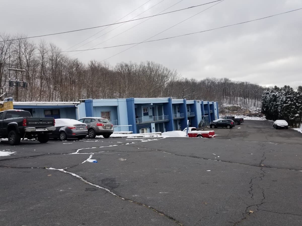 Travel Inn, Hotel in Old Forge