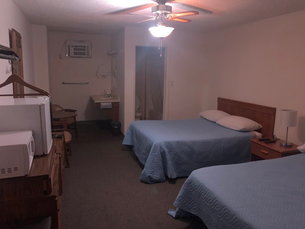 BottomsUp, Motel in Bad Axe