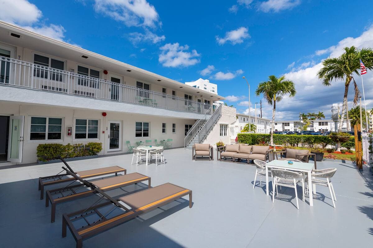 Boutique Apartments Miami - Sorrento, Hotel in Isle of Normandy