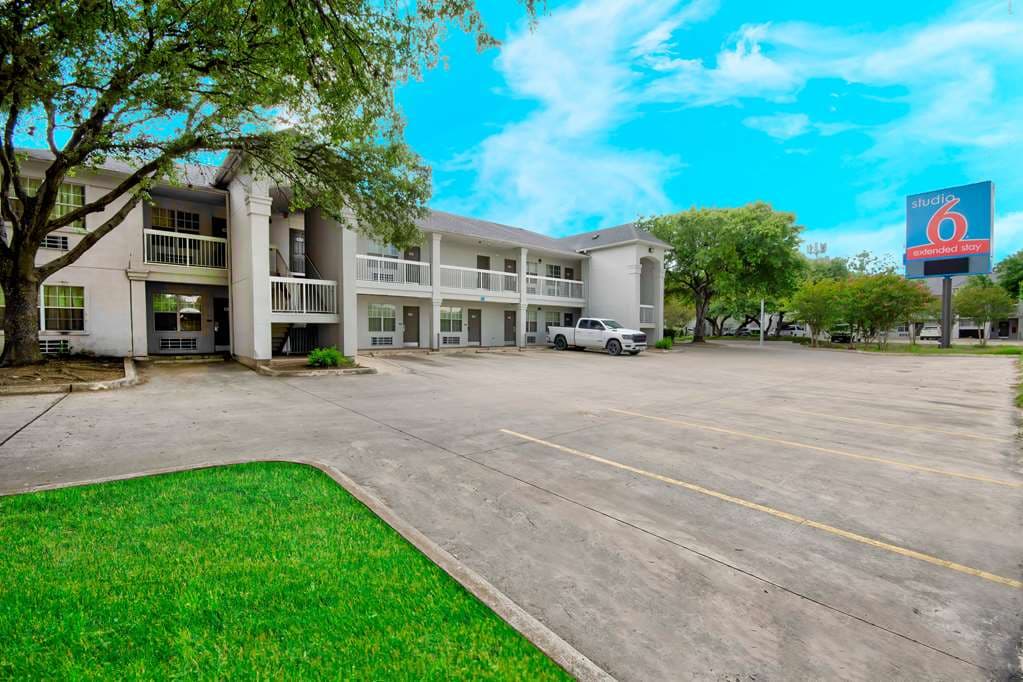 Studio 6 Extended Stay - San Antonio, TX - Medical Center, Aparthotel in Balcones Heights