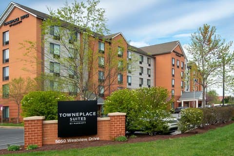 TownePlace Suites by Marriott Frederick, Hotel in Ballenger Creek