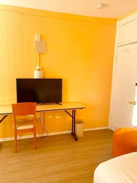 GuestHouse Room - Standard Double Room with Shared Bathroom, Guesthouse in New Southwest/Mount Clare