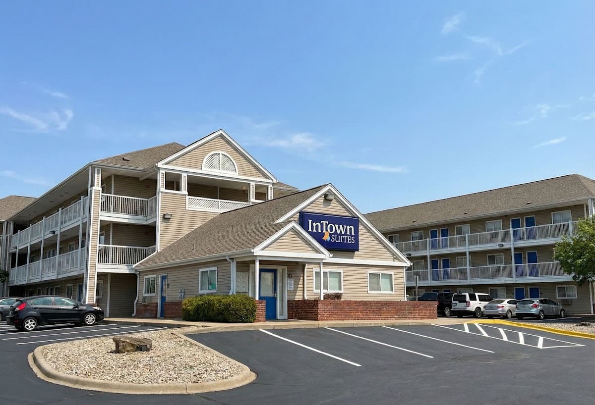 InTown Suites Extended Stay Louisville KY - Northeast, Aparthotel in Worthington Hills