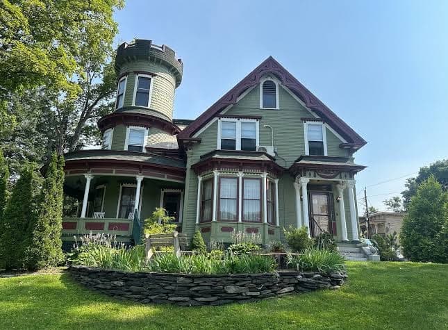 Maplecroft Bed and Breakfast, Bed & Breakfast in Barre