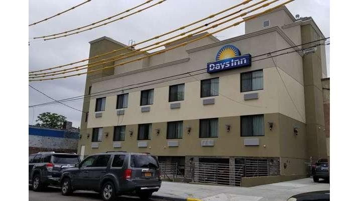 Days Inn by Wyndham Brooklyn Marine Park, Hotel in Flatlands