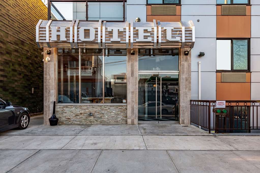 Umbrella Hotel Brooklyn, Hotel in Borough Park