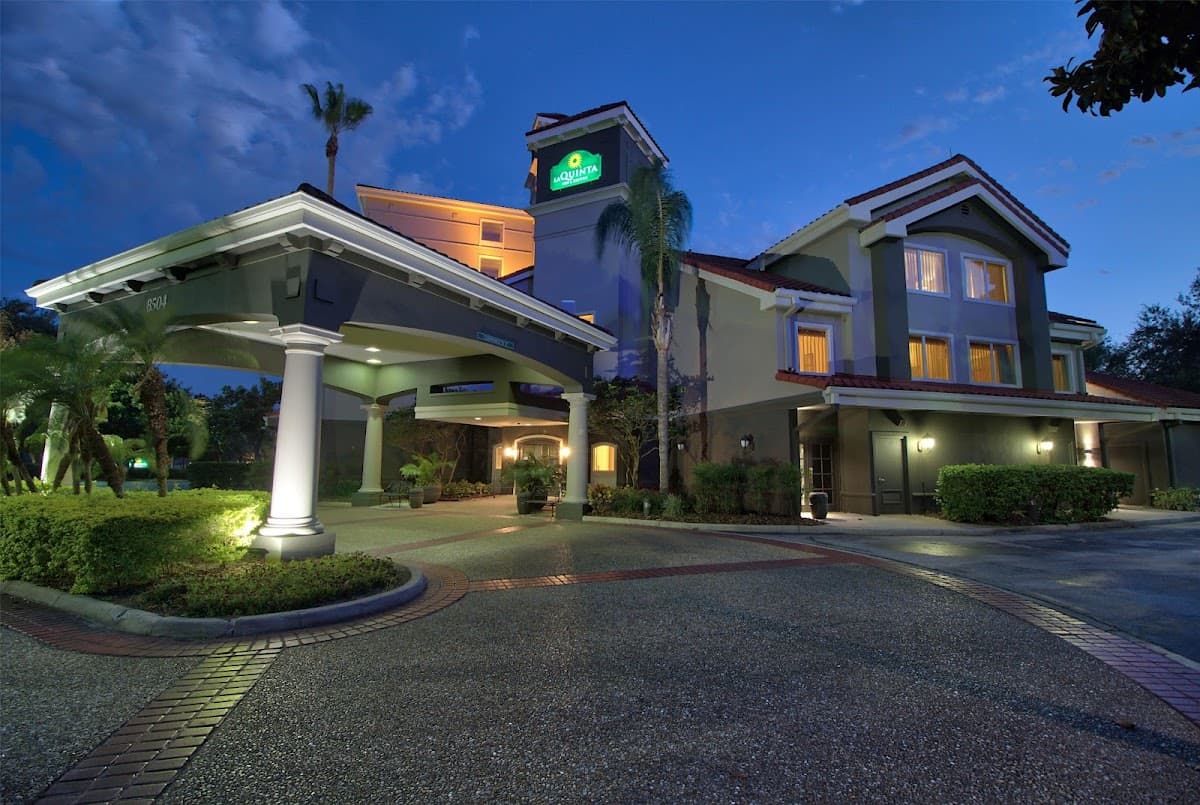 La Quinta Inn & Suites by Wyndham Orlando I Drive/Conv Ctr, Hotel in Doctor Phillips