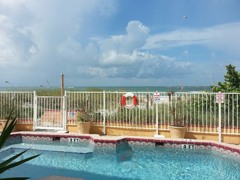Beach Suites Resort, Resort in Madeira Beach