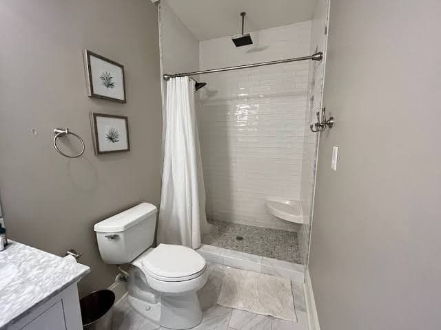 Southern Charm- Beach Town Paradise with Pool, Holiday Home in Bay Saint Louis