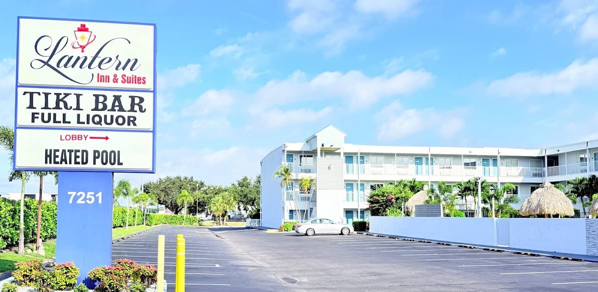 Lantern Inn & Suites, Hotel in Bayshore Gardens