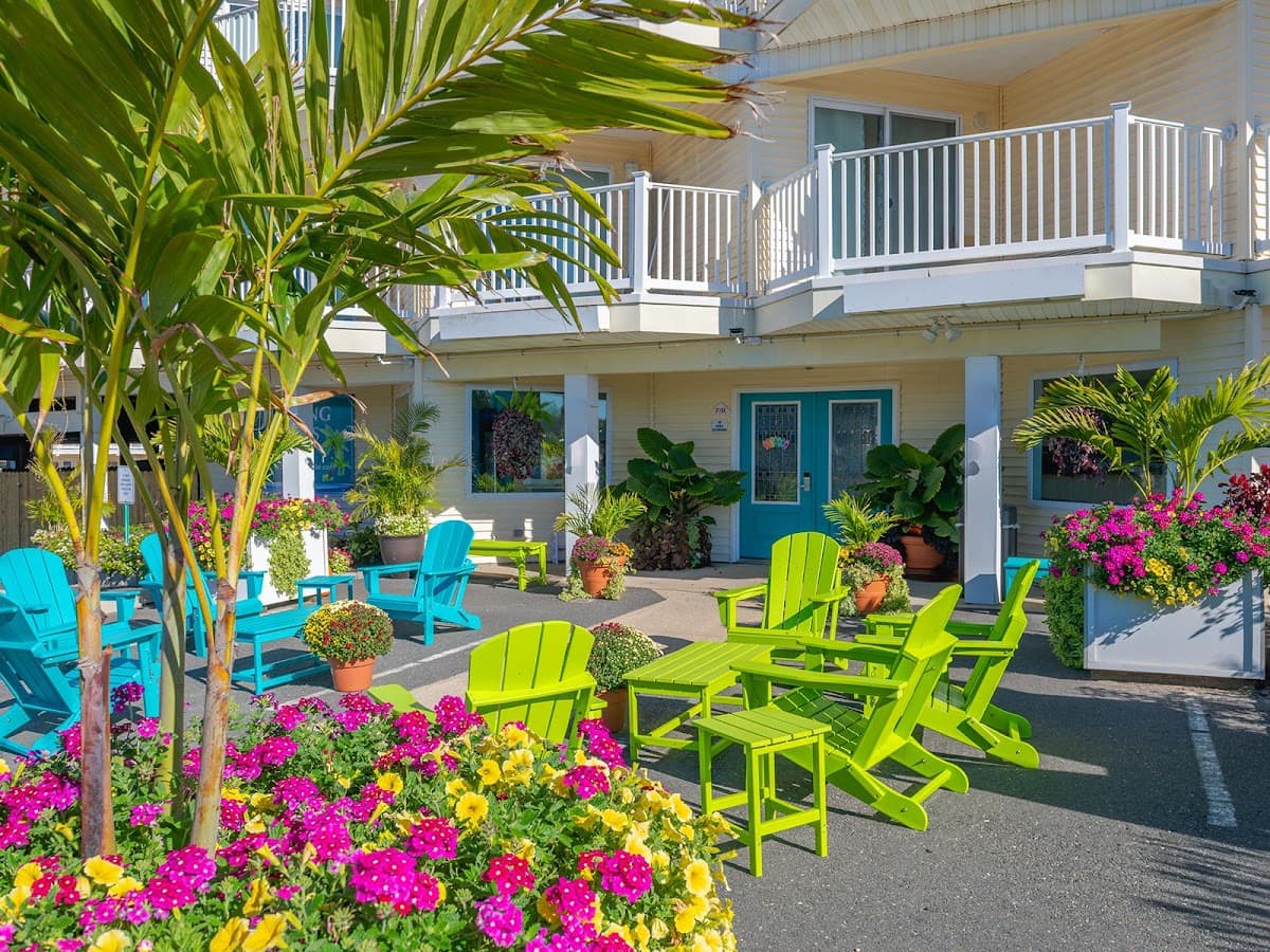 Drifting Sands Oceanfront Hotel, Hotel in Ship Bottom