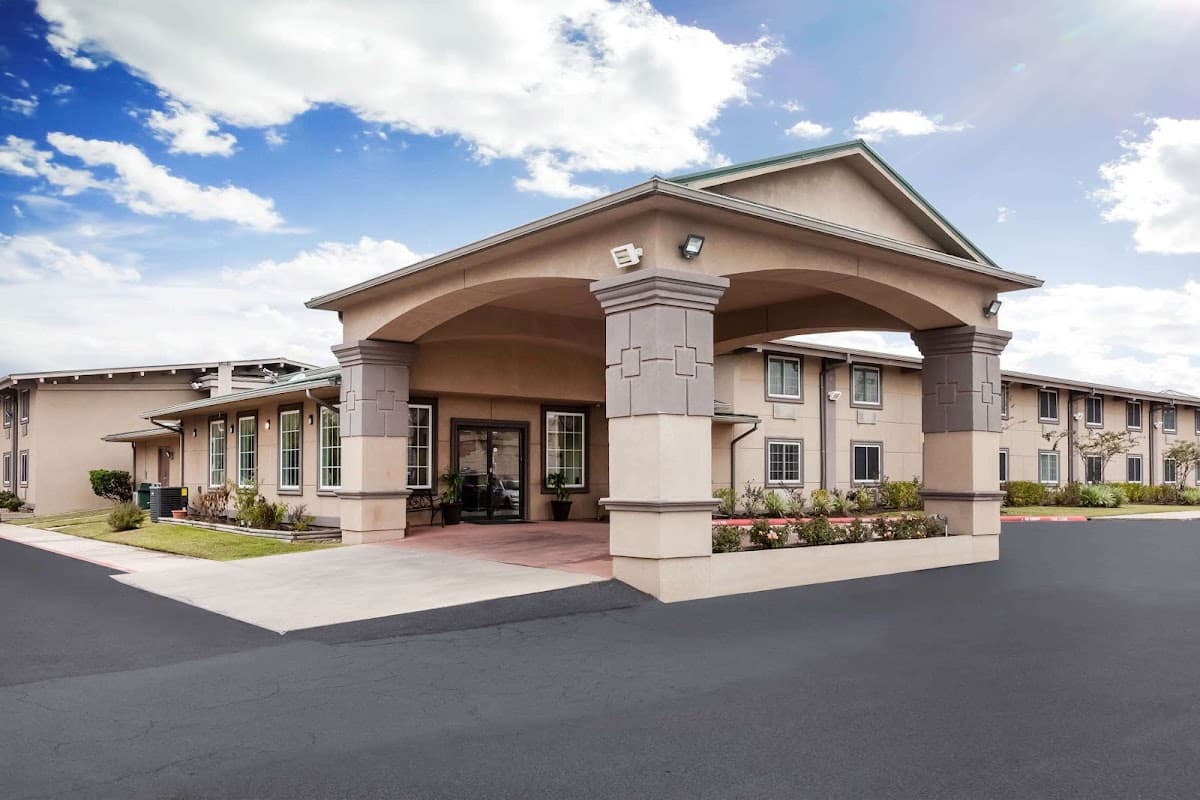 Super 8 by Wyndham Beaumont I-10 / College Street, Hotel in Beaumont