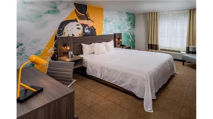 Clarion Pointe Beckley, Hotel in Mabscott