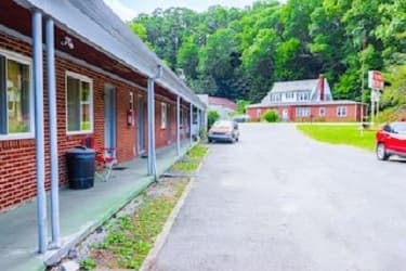 Travelers Inn by OYO Beaver, Hwy 19, Hotel in Daniels