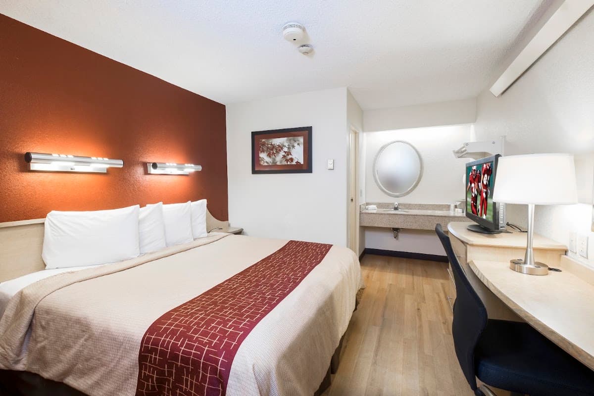Red Roof Inn Louisville East - Hurstbourne, Hotel in Hurstbourne Acres