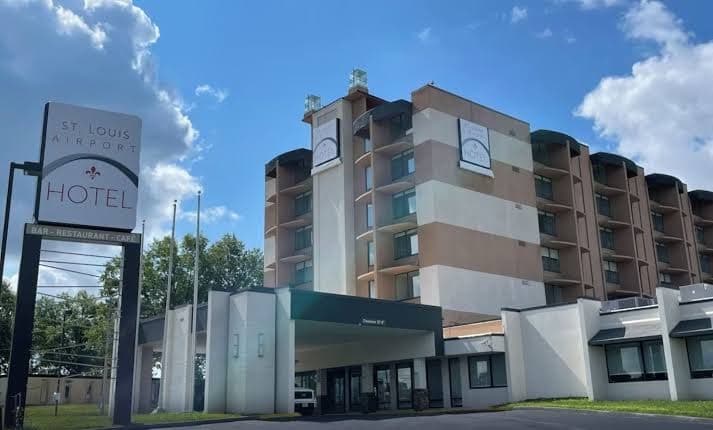 St. Louis Airport Hotel, Hotel in Woodson Terrace