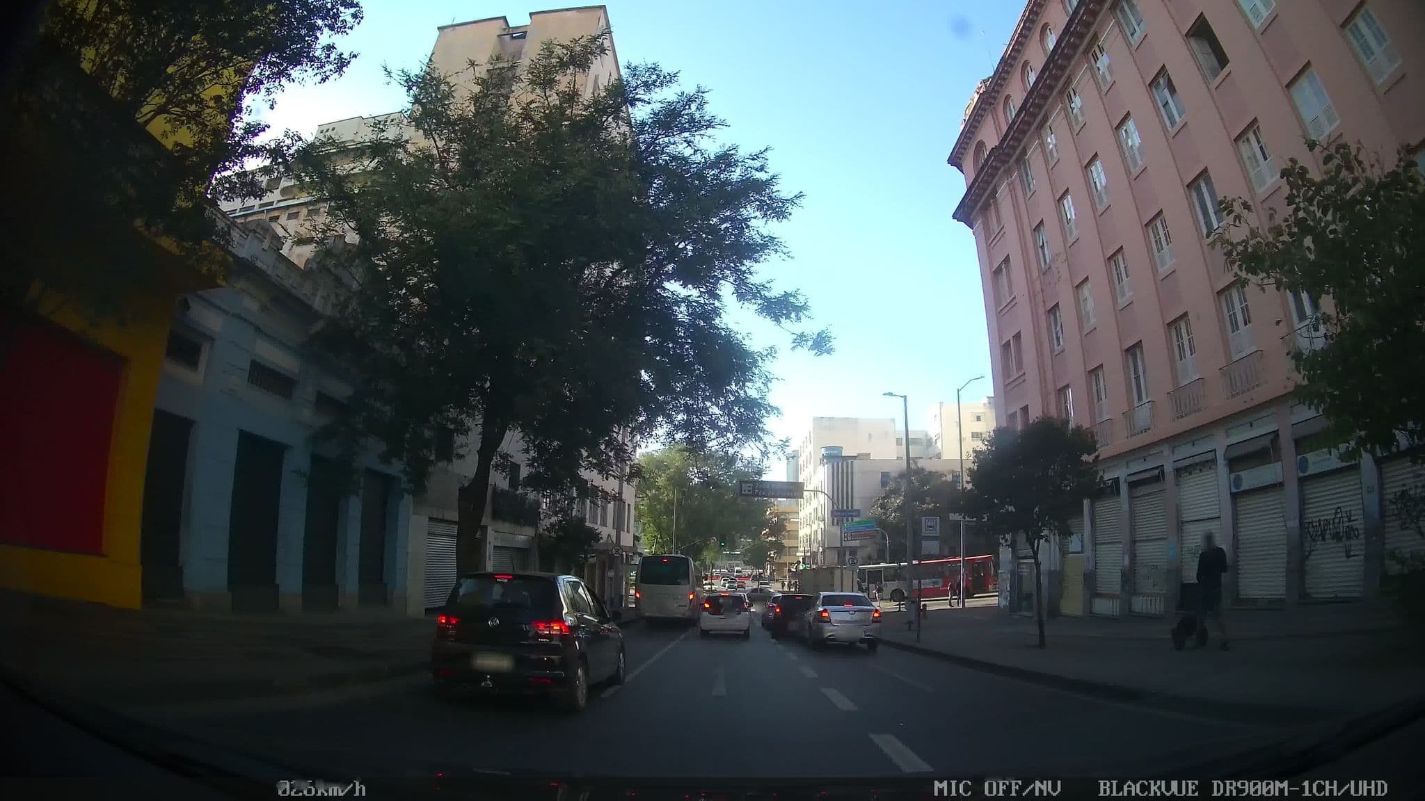 Street view near Sul América Palace Hotel, Belo Horizonte — © kaart_2 (CC BY-SA · Mapillary)