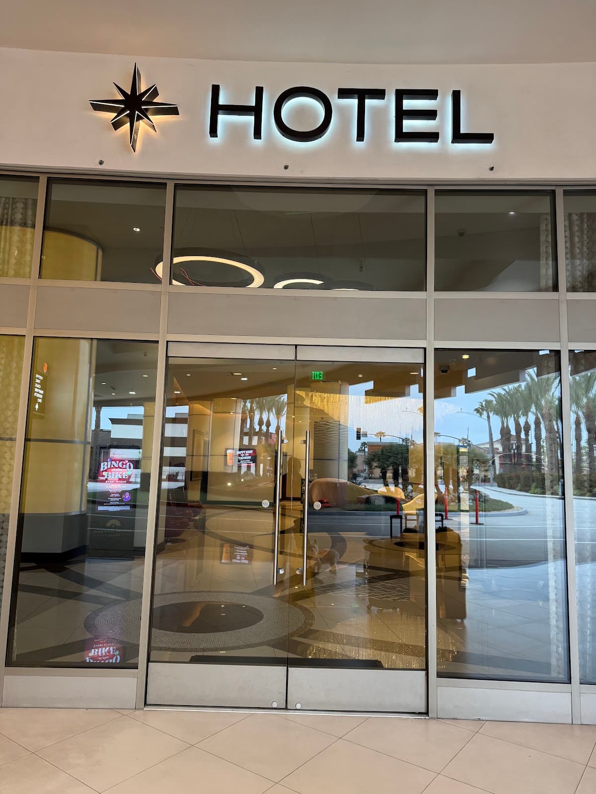 Bicycle casino hotel, Hotel in Bell Gardens