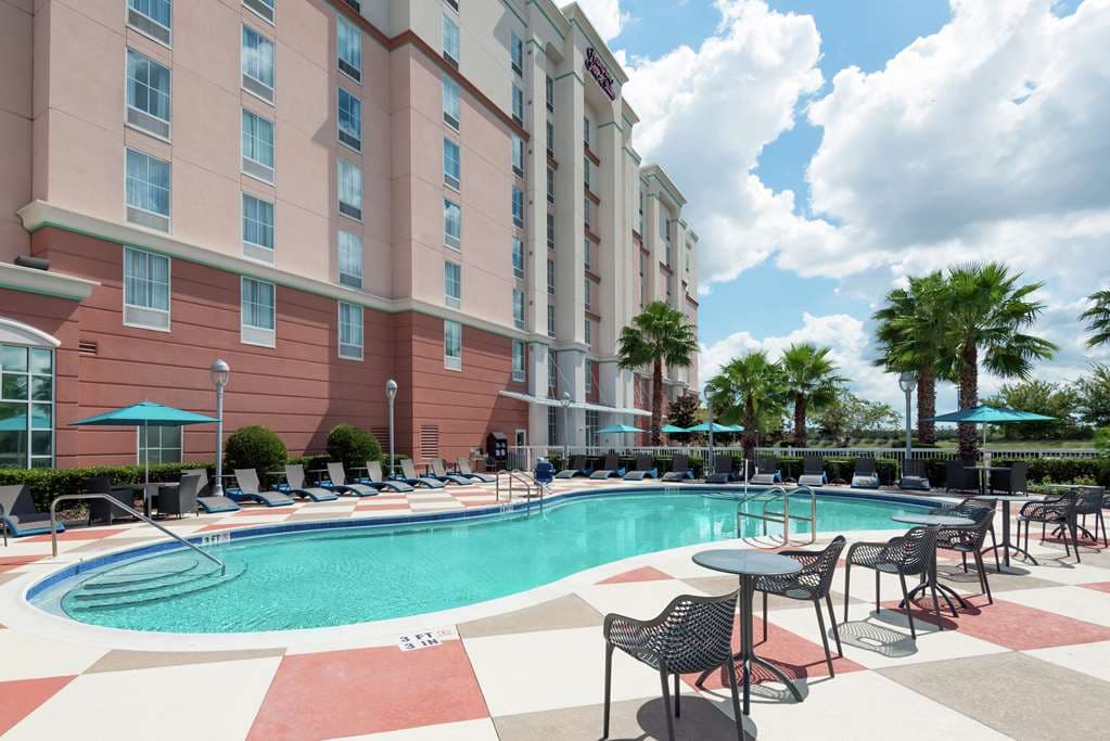 Hampton Inn & Suites Orlando Airport @ Gateway Village, Hotel in Belle Isle
