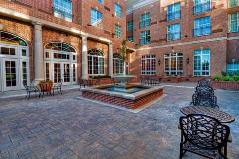Courtyard by Marriott Nashville Green Hills, Hotel in Belle Meade