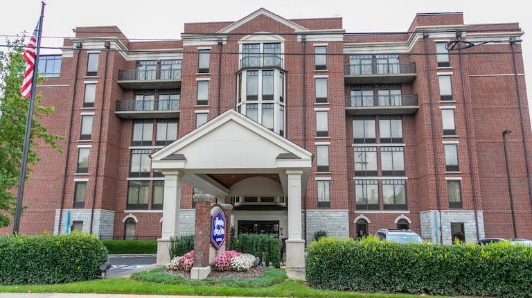 Hampton Inn & Suites Nashville-Green Hills, Hotel in Belle Meade