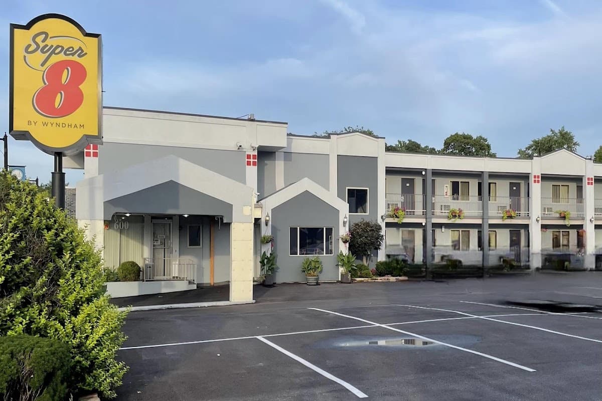 Super 8 by Wyndham Belleville IL/St. Louis Area, Hotel in Belleville
