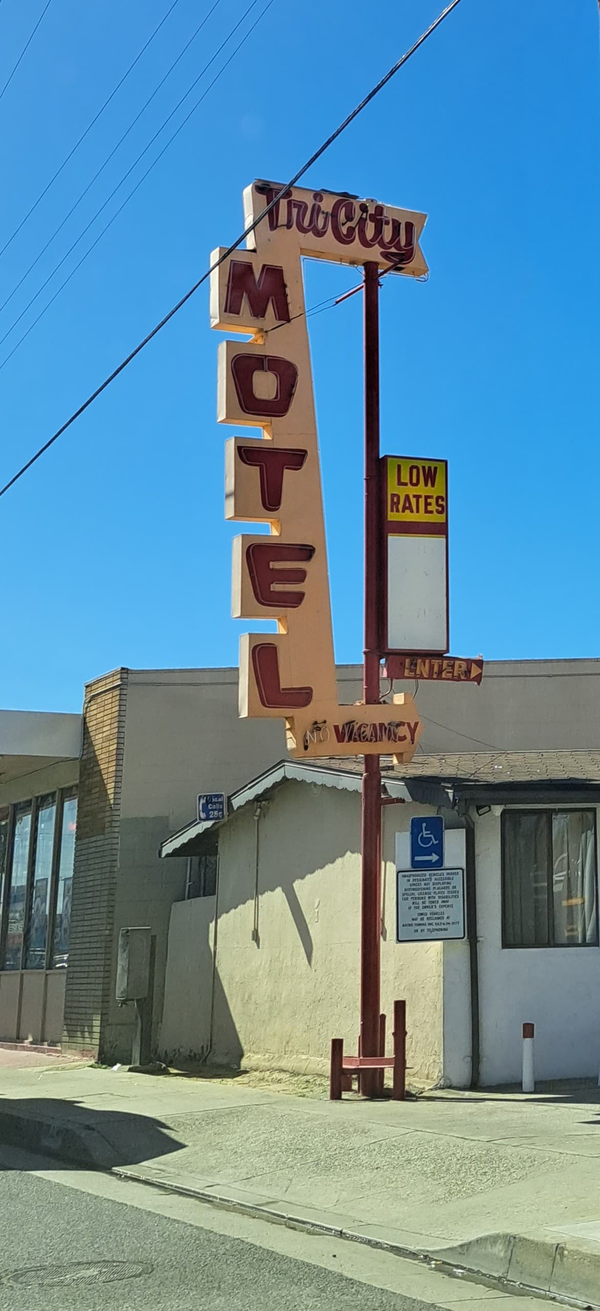 Tri-City Motel, Motel in Paramount